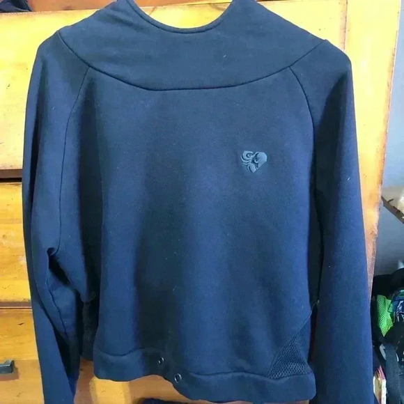 Women’s best crop hoodie size large black - Picture 1 of 1